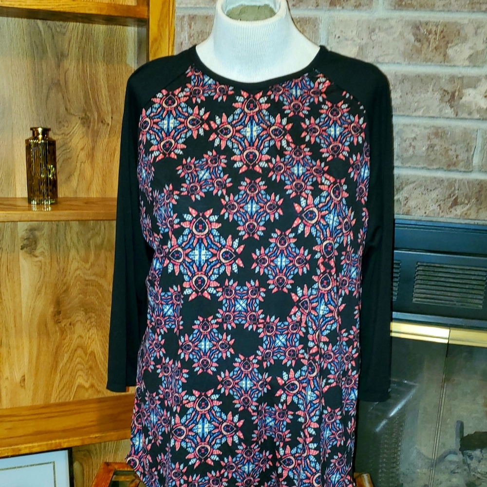 LuLaRoe Plus Size Top Size 2XL